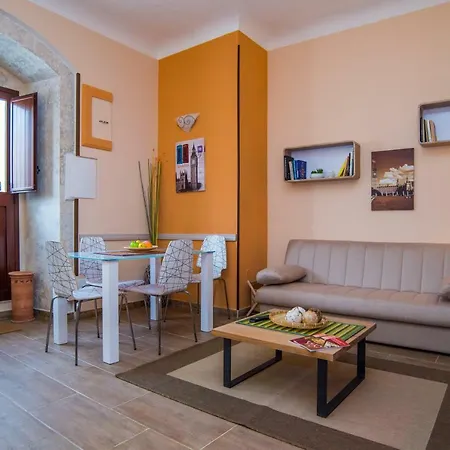 La Nicchia 2 Apartment Noto