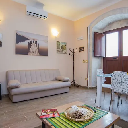 La Nicchia 2 Apartment Noto